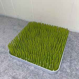 Green Grass-Like Kids Accessory